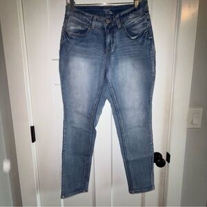 Time and Tru Blue Ankle Cropped Jeans